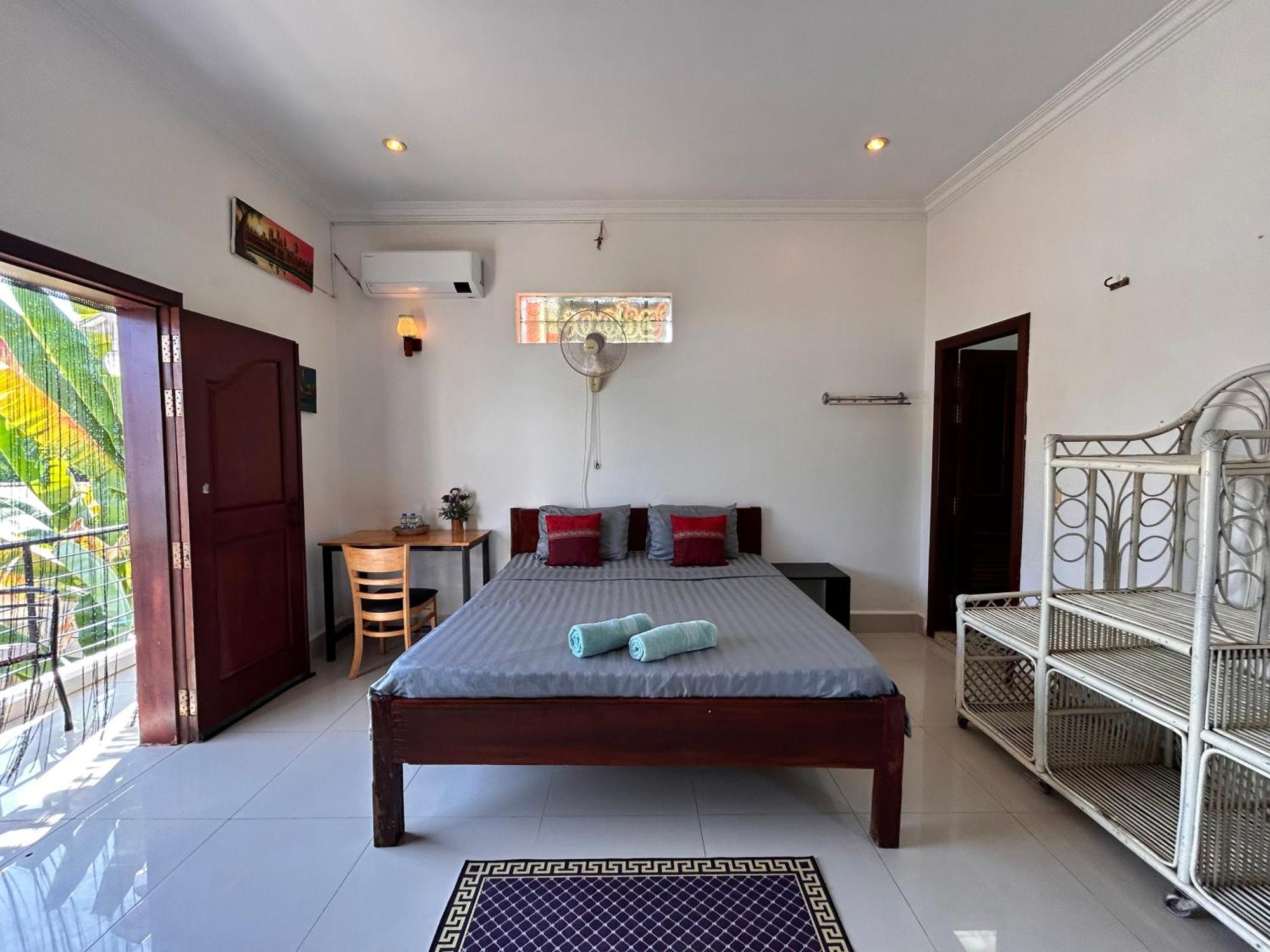 Bed & Bedzzz Vandrerhjem Siem Reap Eksteriør bilde