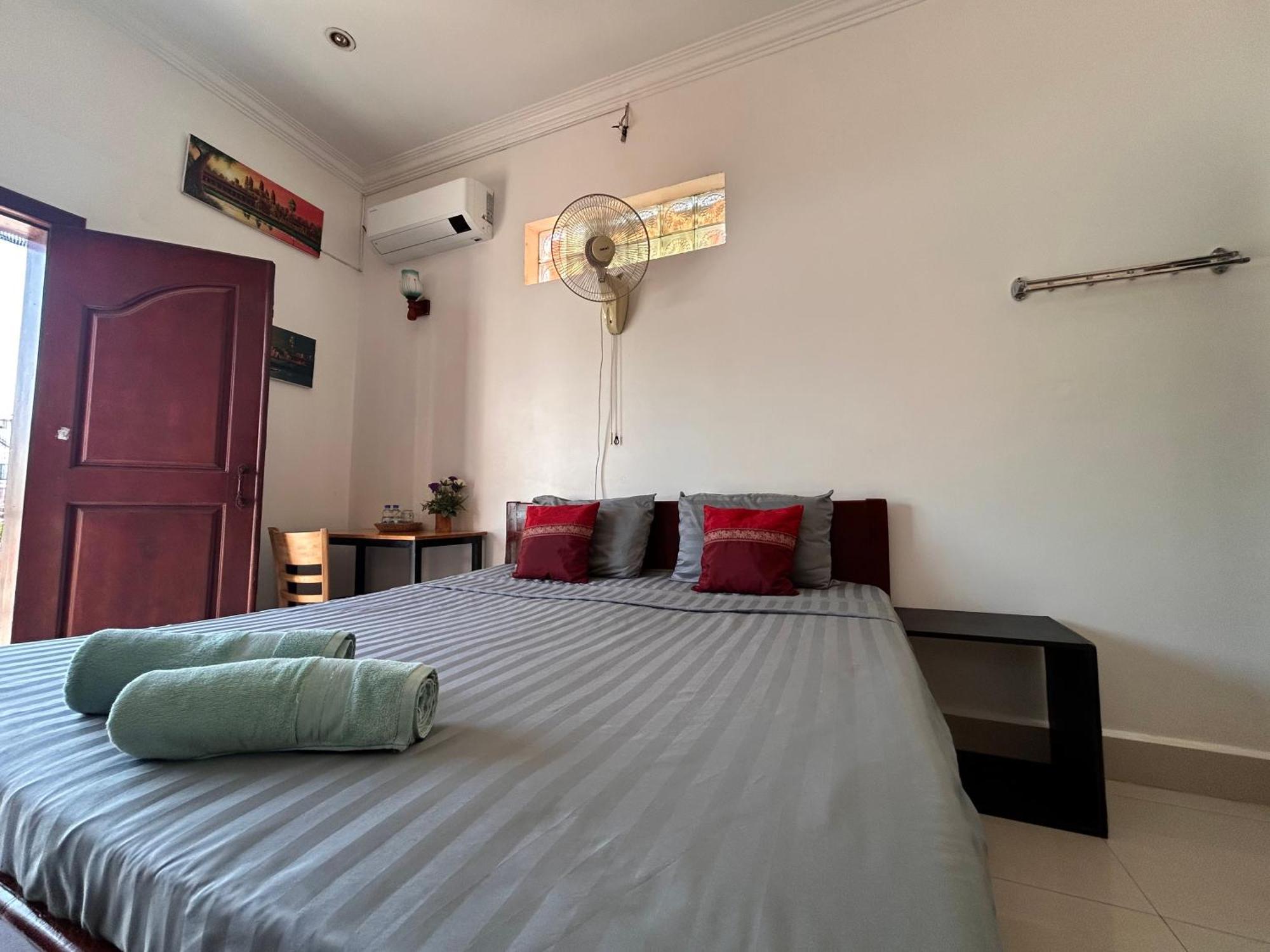 Bed & Bedzzz Vandrerhjem Siem Reap Eksteriør bilde