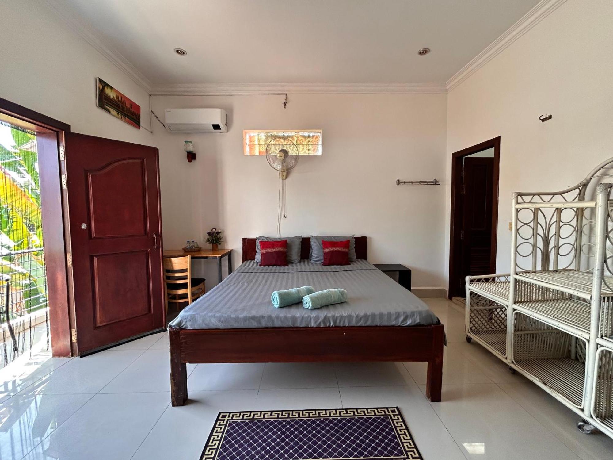 Bed & Bedzzz Vandrerhjem Siem Reap Eksteriør bilde
